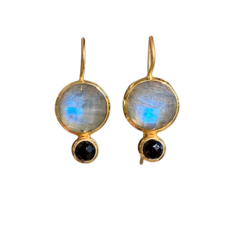 Labradorite round stones with onyx accent