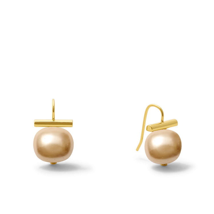 Modern smooth pearl earring - champagne