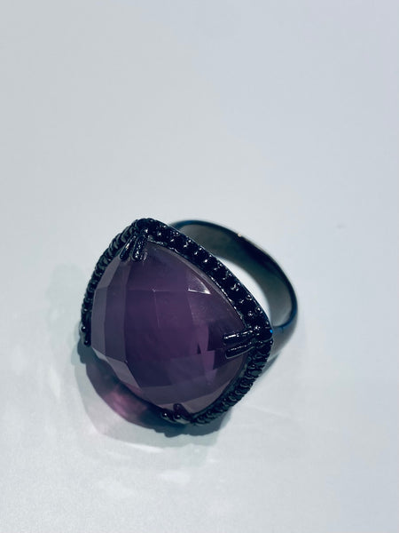 Oversized cocktail ring